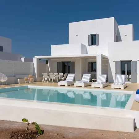 Elitas * Parikia (Paros)